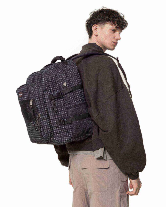 Eastpak SUPLYER