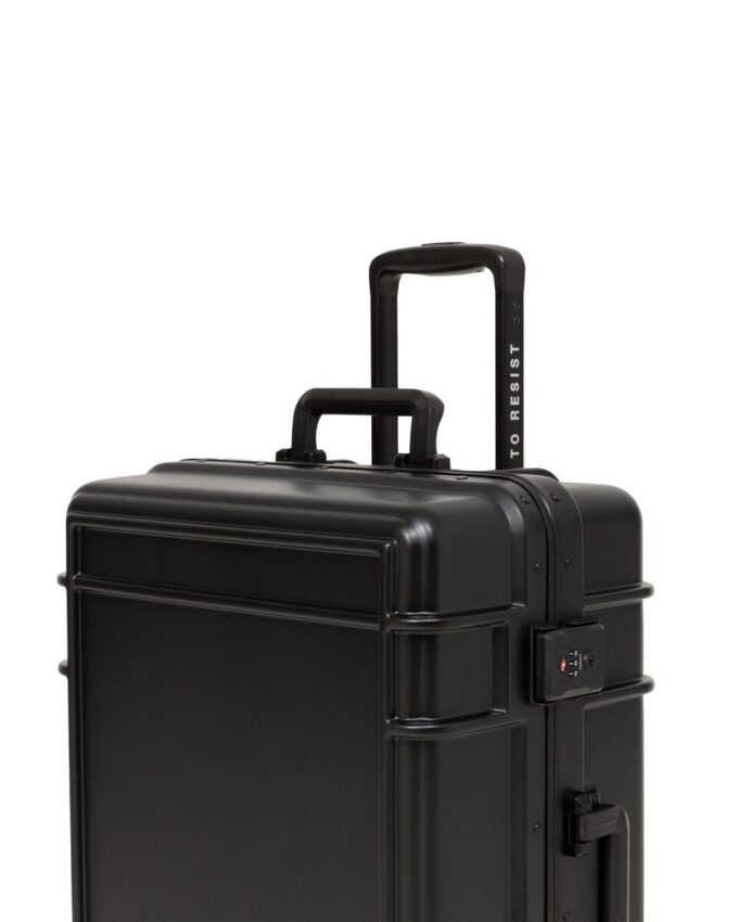 RESIST’R CASE L RESIST’R CASE L