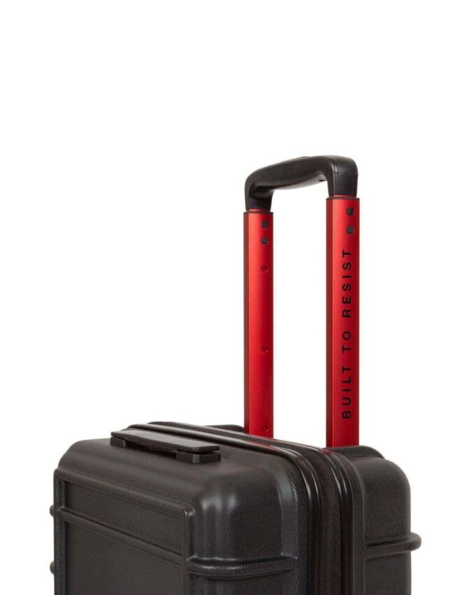 RESIST’R ZIP CABIN